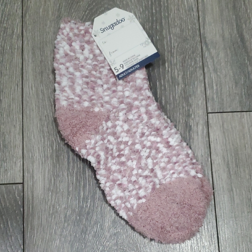 Snugadoo Plush Pink and White Mixed Cozy Crew Socks - 5-9